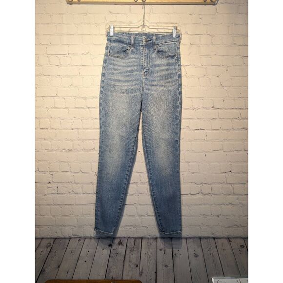American Eagle skinny high-rise jeans 2 short * - Picture 1 of 2